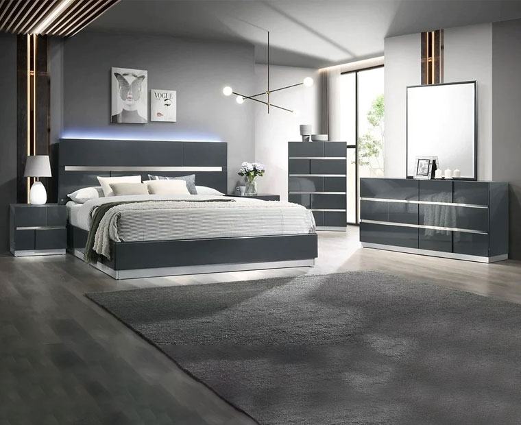 Bedroom Furniture set